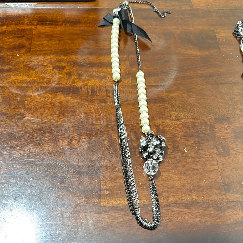 Elegant Pearl and Silver Necklace 5/$25
